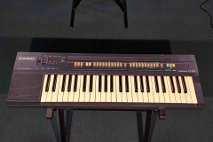 Casio CT370 - SOLD