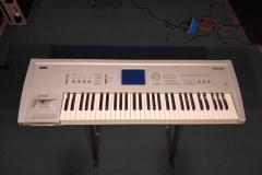 Korg Triton 61