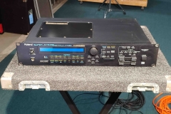Roland JV1080