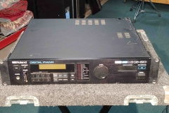 Roland MKS20